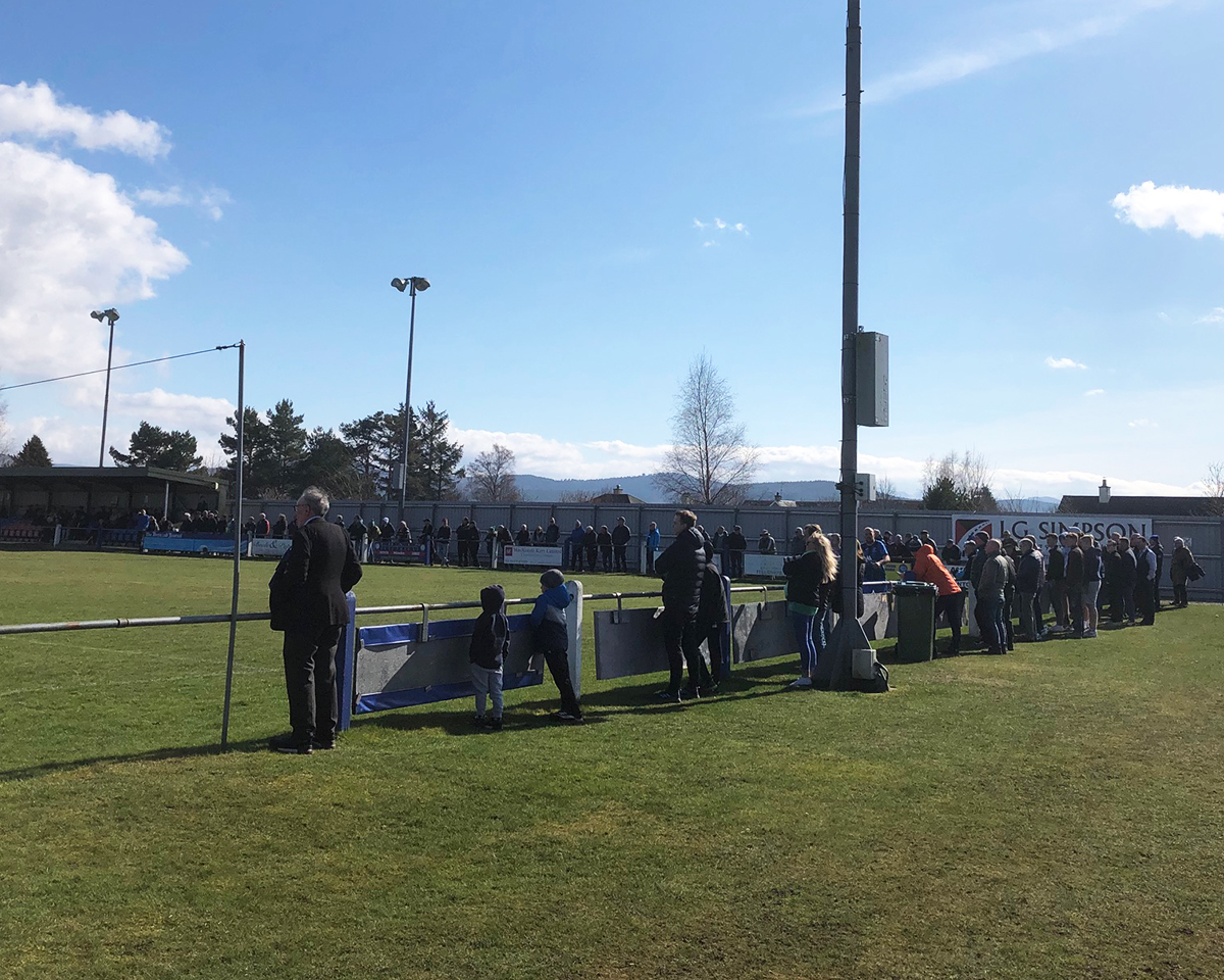 ON A CAROUSEL – Strathspey Thistle FC
